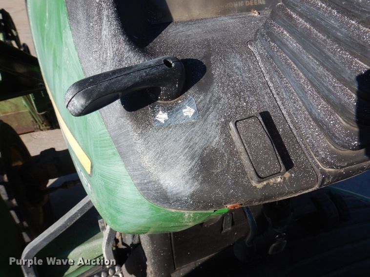 image for item DP0394 2000 John Deere 4700  tractor