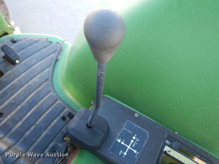 image for item DP0394 2000 John Deere 4700  tractor