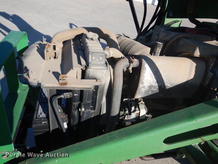 image for item DP0394 2000 John Deere 4700  tractor