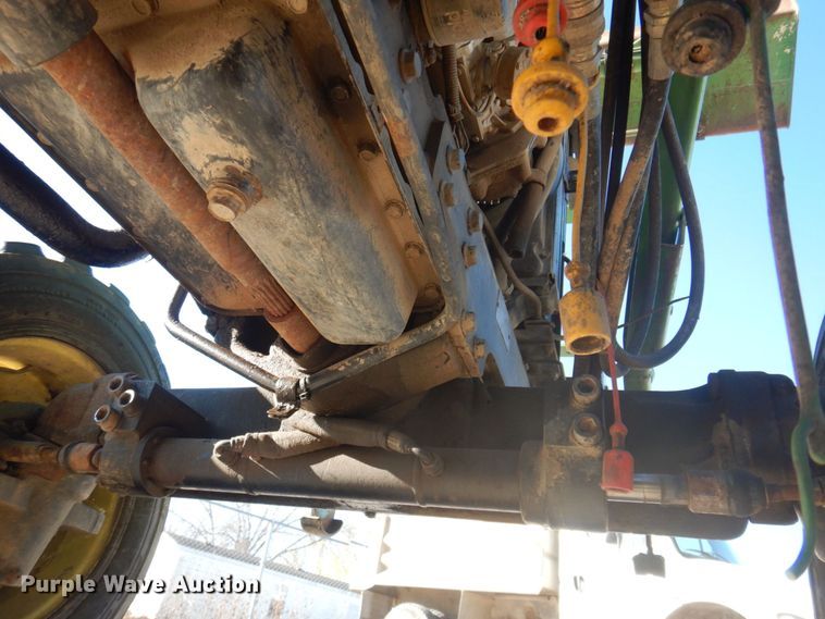 image for item DP0394 2000 John Deere 4700  tractor