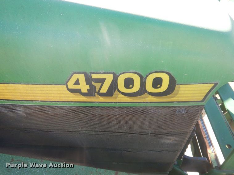 image for item DP0394 2000 John Deere 4700  tractor