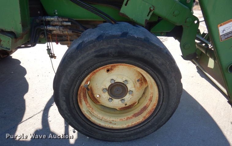 image for item DP0394 2000 John Deere 4700  tractor