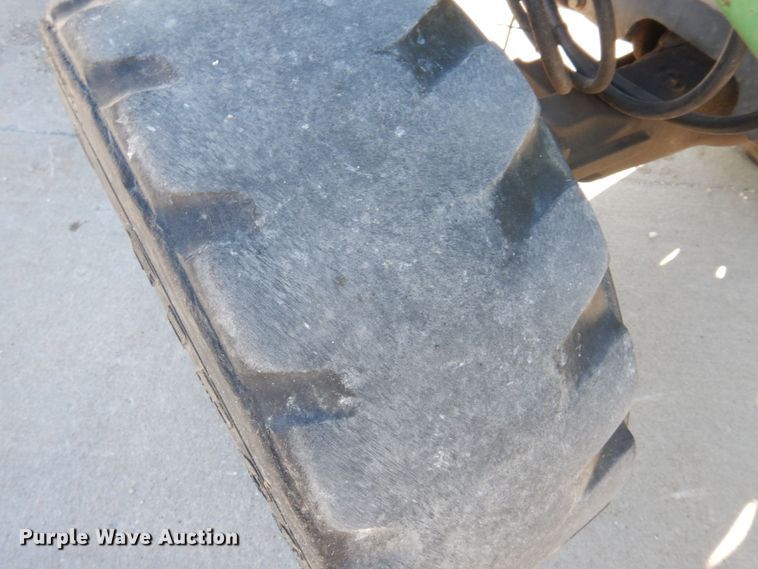 image for item DP0394 2000 John Deere 4700  tractor