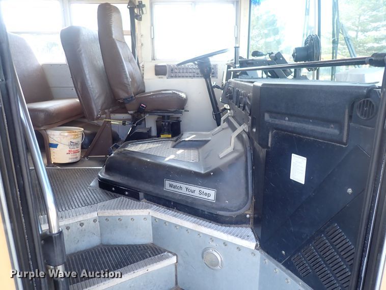 image for item DQ2997 1998 Blue Bird  school bus