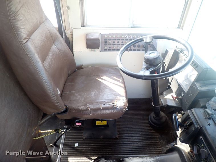 image for item DQ2997 1998 Blue Bird  school bus