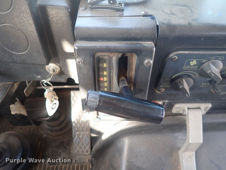 image for item DQ2997 1998 Blue Bird  school bus