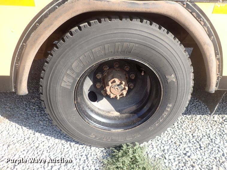 image for item DQ2997 1998 Blue Bird  school bus