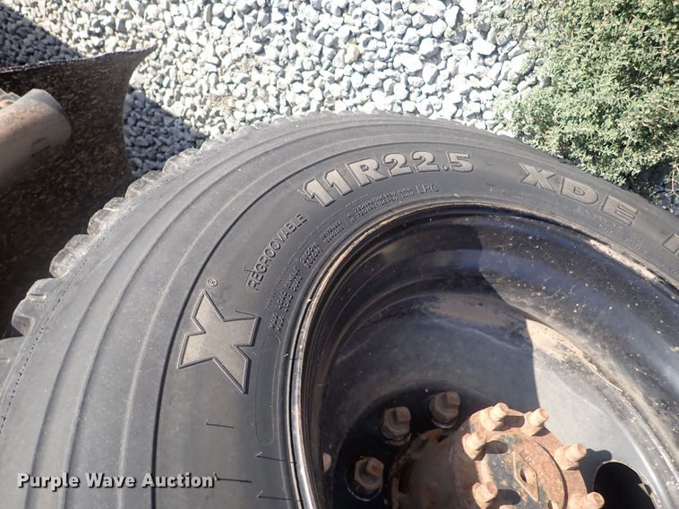 image for item DQ2997 1998 Blue Bird  school bus