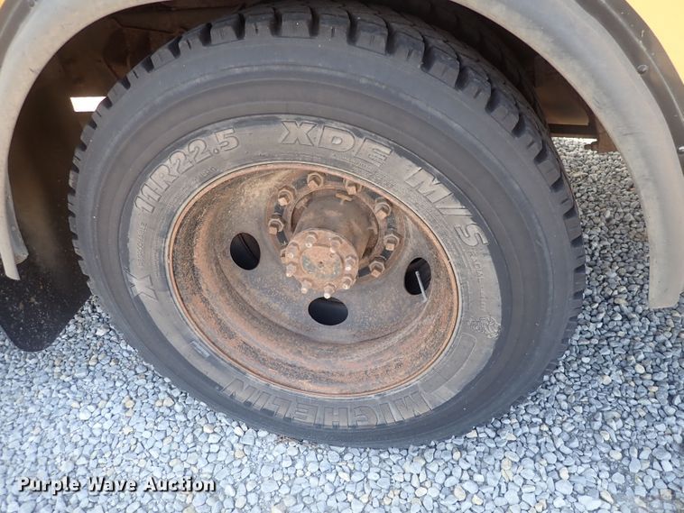 image for item DQ2997 1998 Blue Bird  school bus