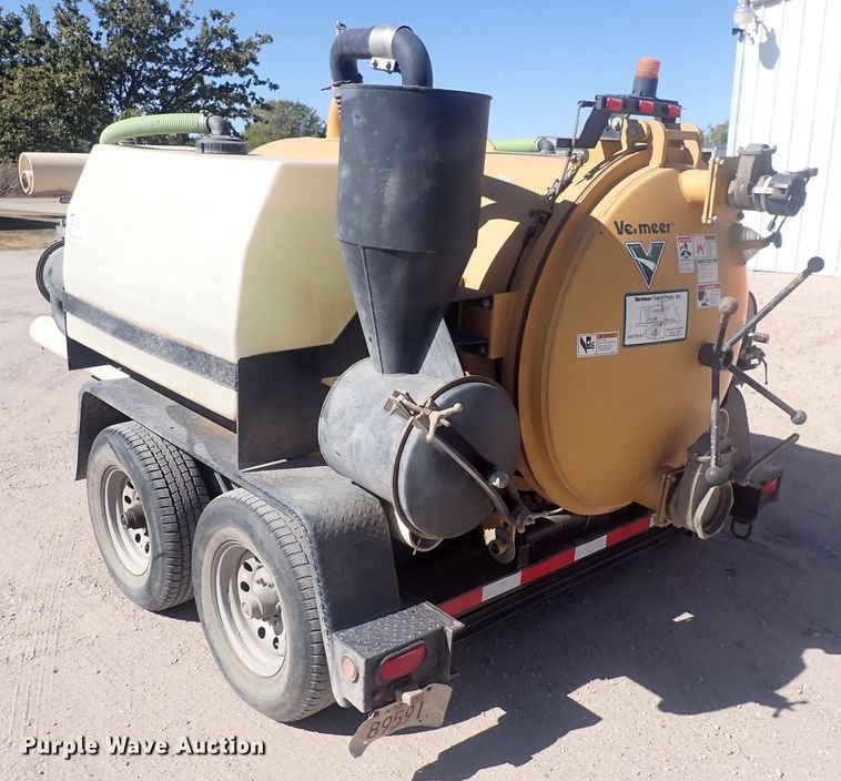 image for item DQ3033 2013 Vermeer V500LEG  vacuum excavator