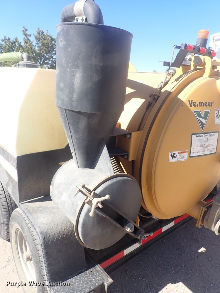 image for item DQ3033 2013 Vermeer V500LEG  vacuum excavator