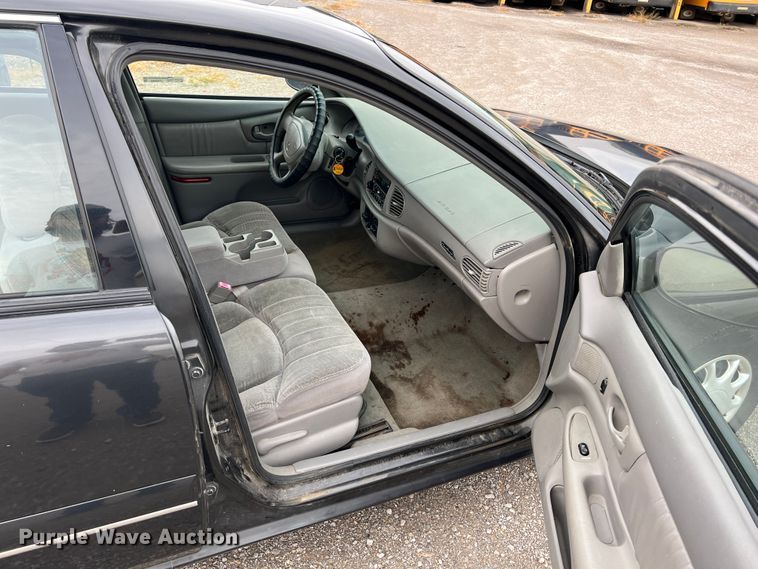 image for item HX9980 2002 Buick Century