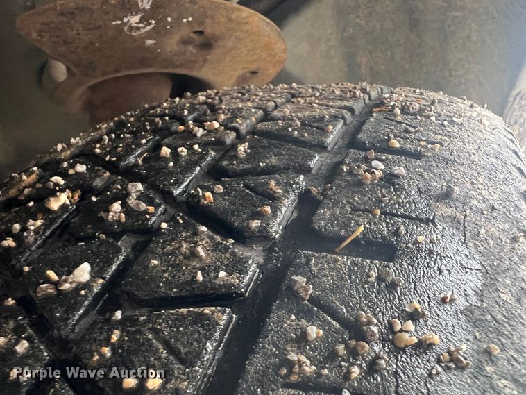 image for item HX9980 2002 Buick Century