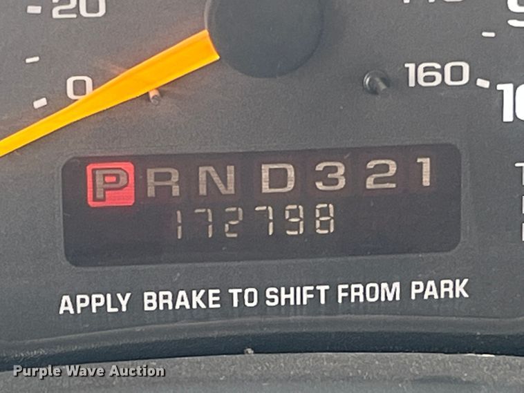 image for item HX9981 1998 Chevrolet Express G3500  school bus