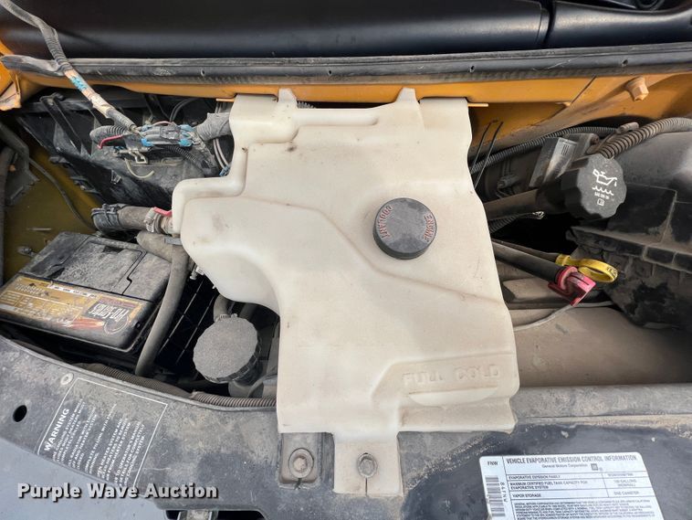 image for item HX9981 1998 Chevrolet Express G3500  school bus