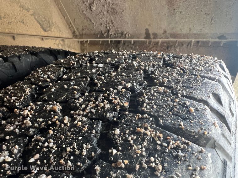 image for item HX9981 1998 Chevrolet Express G3500  school bus