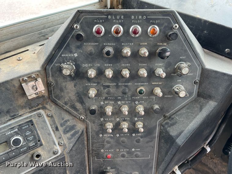 image for item HX9982 1997 Chevrolet B7 Bluebird  school bus