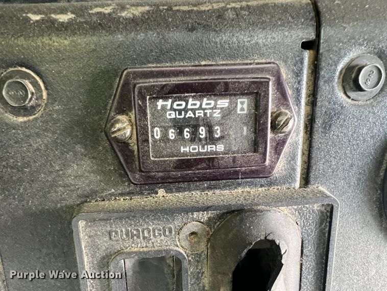 image for item HX9982 1997 Chevrolet B7 Bluebird  school bus