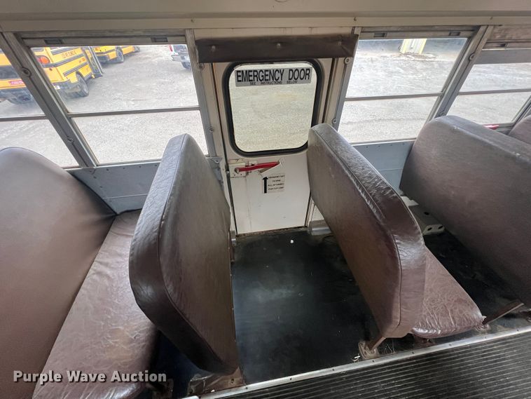 image for item HX9982 1997 Chevrolet B7 Bluebird  school bus