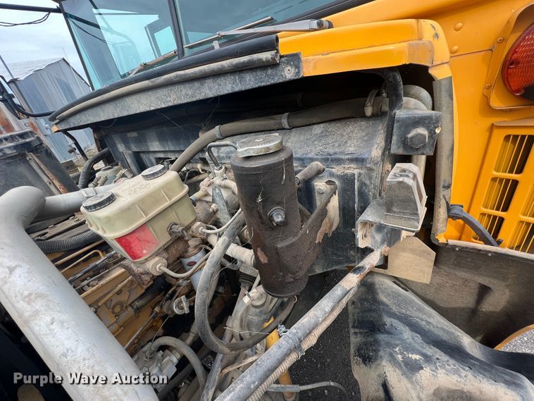 image for item HX9982 1997 Chevrolet B7 Bluebird  school bus