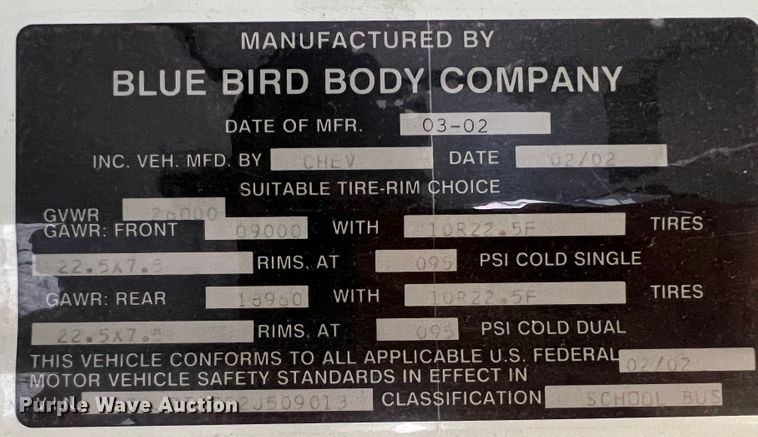 image for item HX9983 2002 Chevrolet B7000 Bluebird  school bus