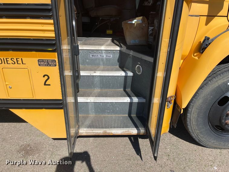 image for item JD9253 1997 Blue Bird  school bus