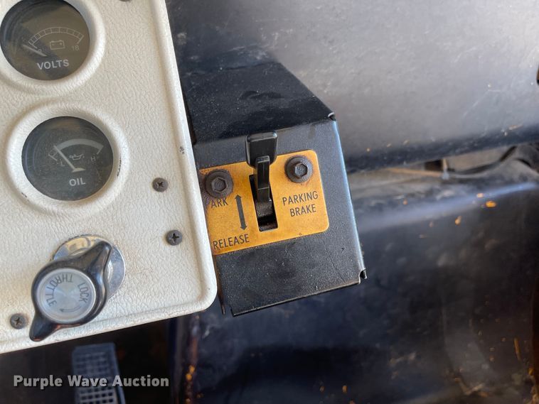 image for item JD9253 1997 Blue Bird  school bus