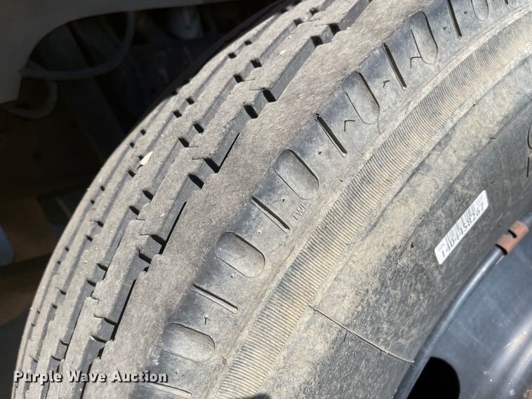 image for item JD9253 1997 Blue Bird  school bus