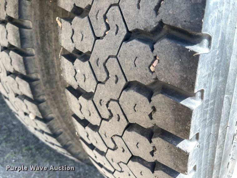 image for item JD9253 1997 Blue Bird  school bus