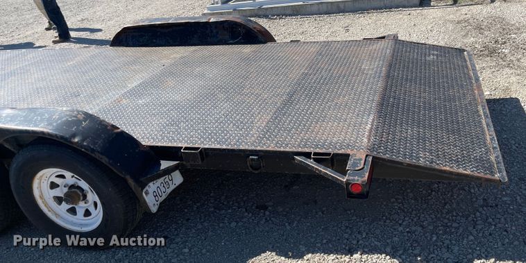 image for item JD9273 1992  tilt deck equipment trailer