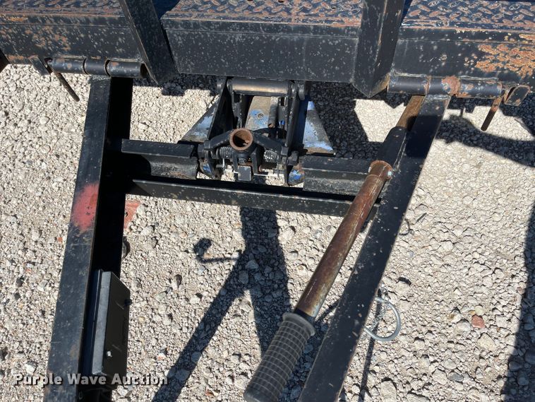 image for item JD9273 1992  tilt deck equipment trailer