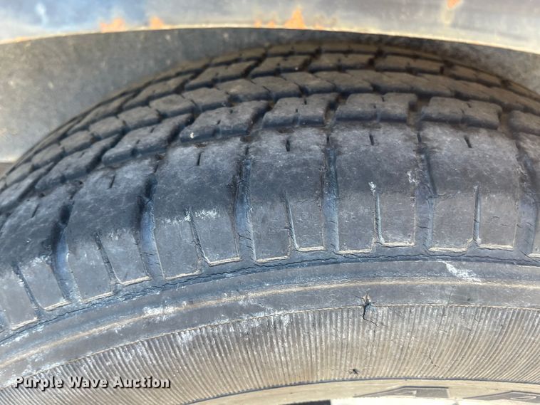 image for item JD9273 1992  tilt deck equipment trailer