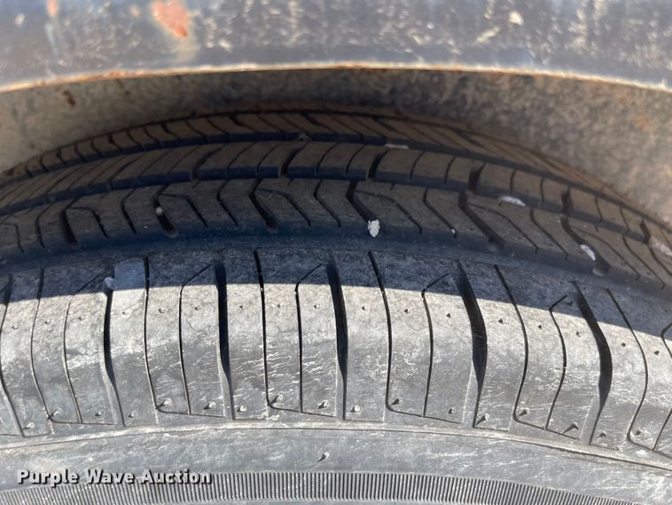 image for item JD9273 1992  tilt deck equipment trailer