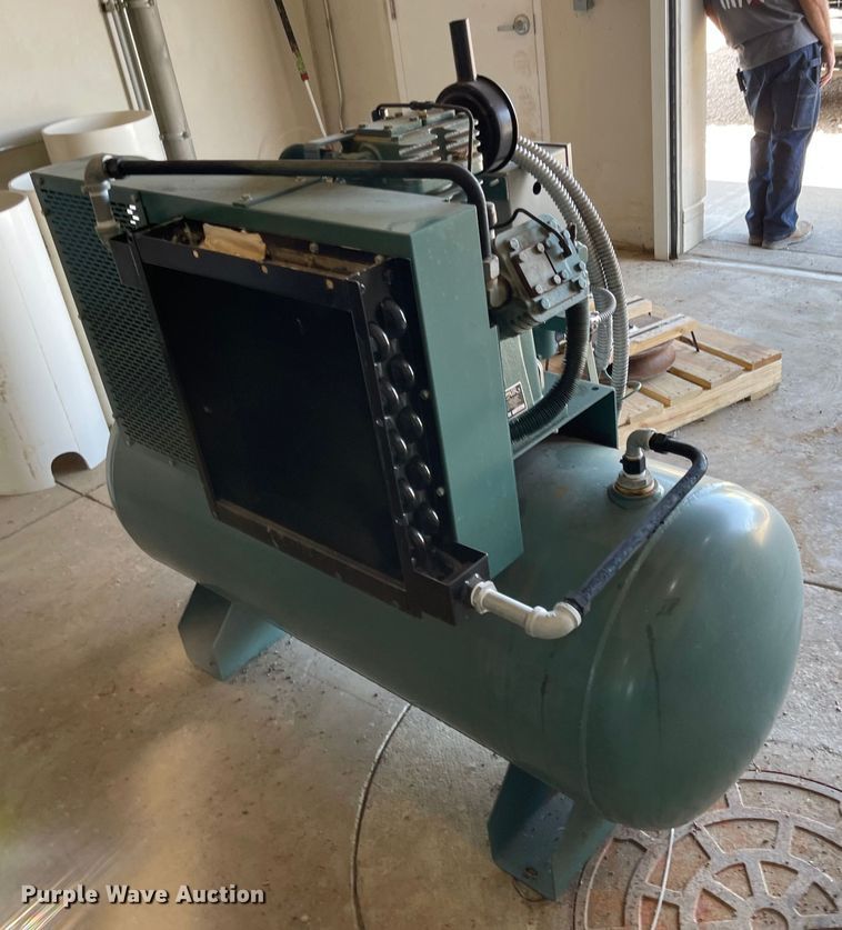 image for item JD9274 FS Curtis  air compressor