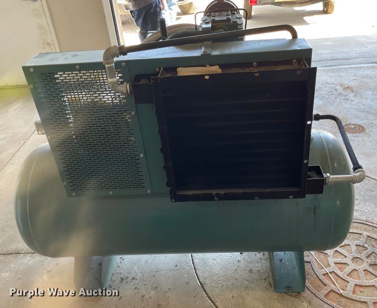 image for item JD9274 FS Curtis  air compressor