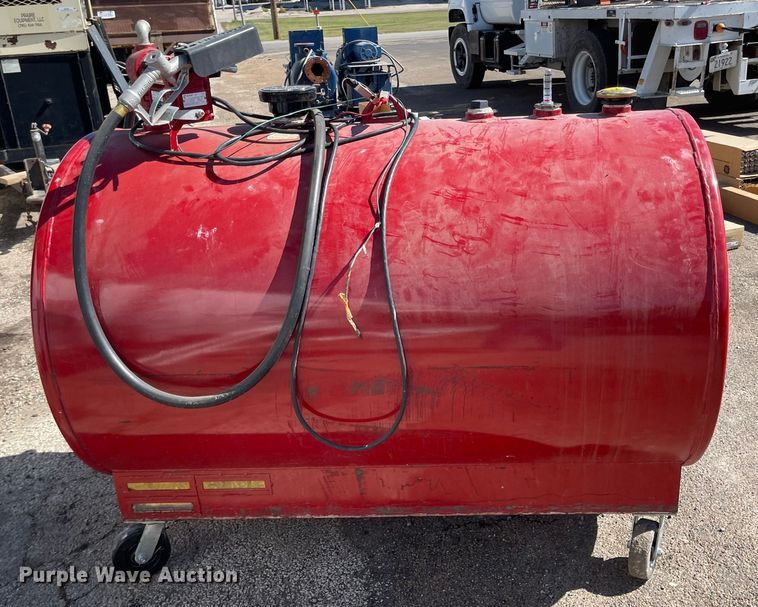 image for item JD9276 Fuel tank