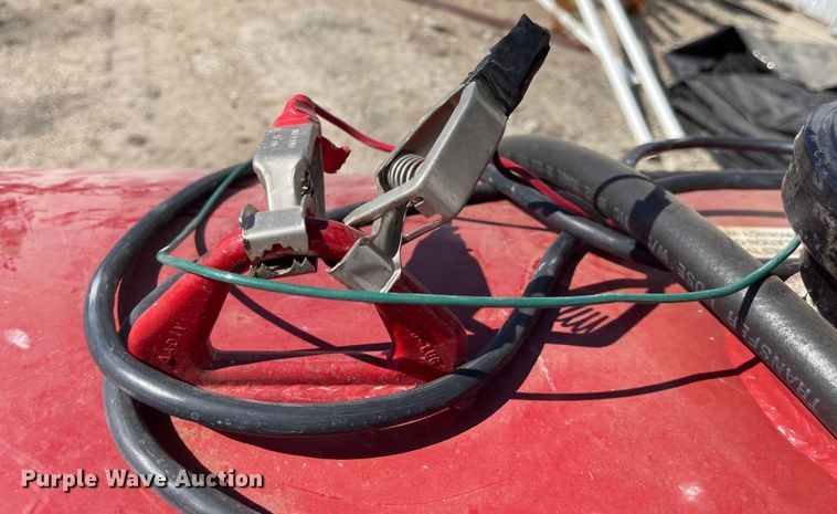 image for item JD9276 Fuel tank