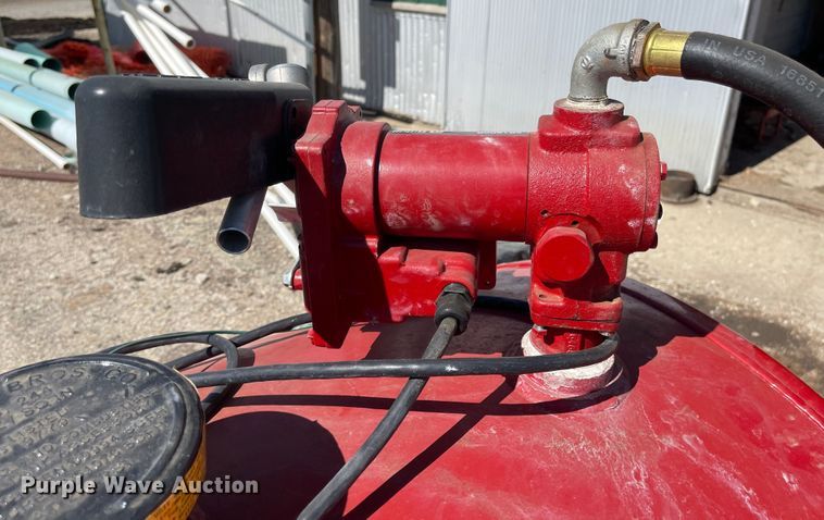 image for item JD9276 Fuel tank