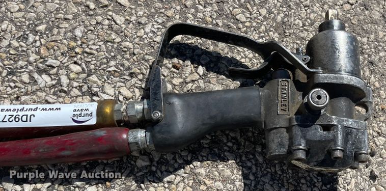 image for item JD9277 1/2" hydraulic impact gun