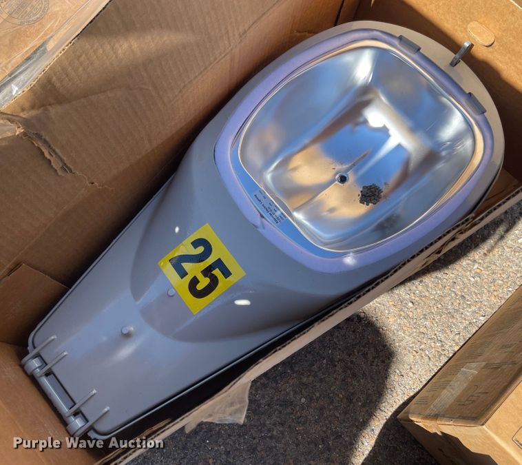 image for item JD9282 Electrical supplies