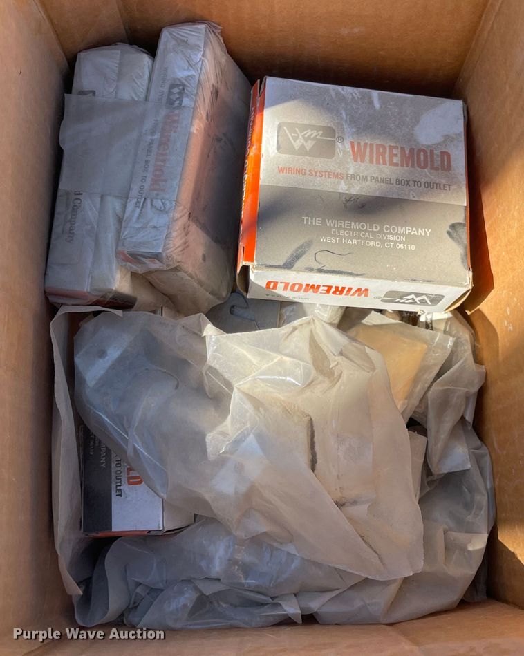 image for item JD9282 Electrical supplies