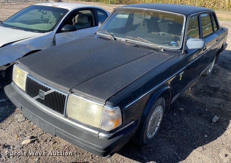 image for item JD9297 1989 Volvo 240 DL