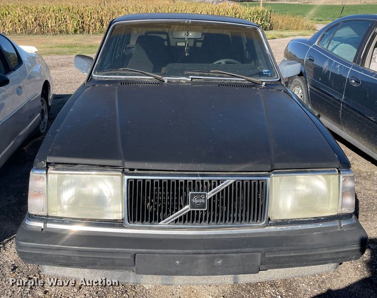 image for item JD9297 1989 Volvo 240 DL
