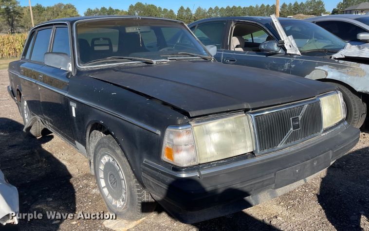 image for item JD9297 1989 Volvo 240 DL