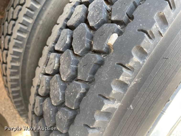 image for item JD9302 1994 Blue Bird  school bus