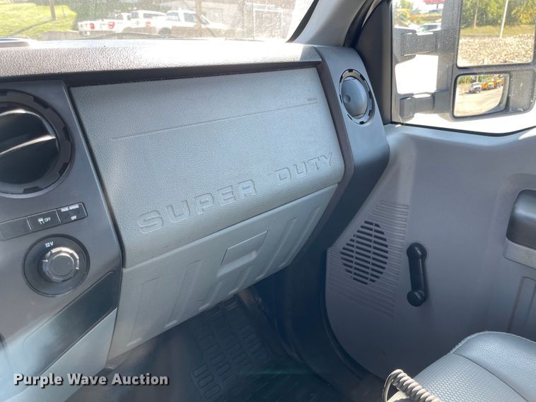 image for item JD9309 2011 Ford F250 Super Duty XL  SuperCab pickup truck