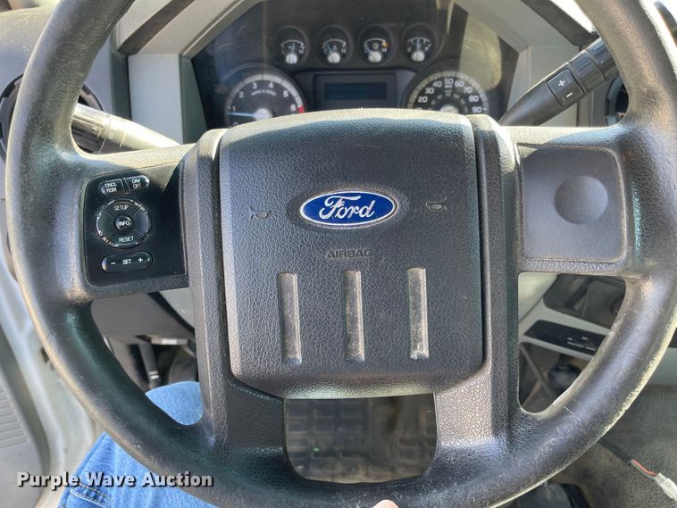 image for item JD9309 2011 Ford F250 Super Duty XL  SuperCab pickup truck