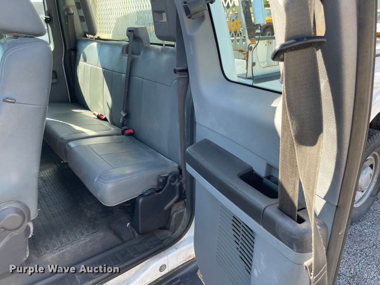 image for item JD9309 2011 Ford F250 Super Duty XL  SuperCab pickup truck