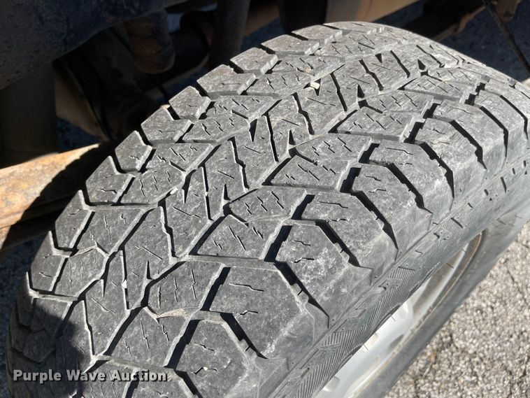 image for item JD9309 2011 Ford F250 Super Duty XL  SuperCab pickup truck