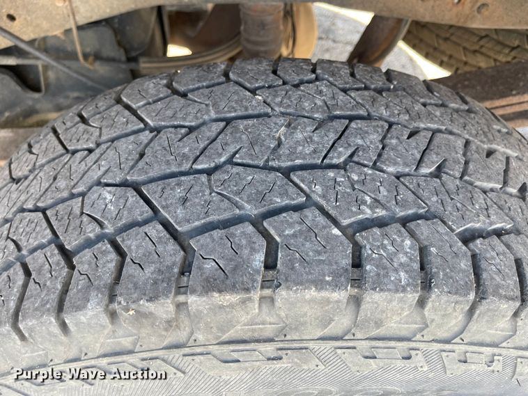 image for item JD9309 2011 Ford F250 Super Duty XL  SuperCab pickup truck